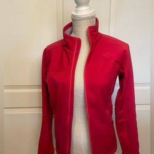 North face women’s zip up size XS excellent condition